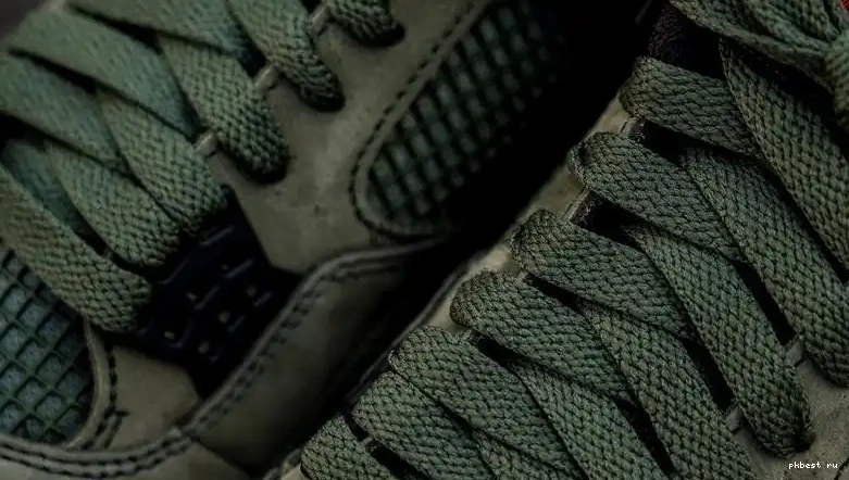 MATERIALS RETAIL Jordan PK READY GOD TO SHIP 4 Undefeated Olive Travis Scott 0510